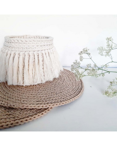 petit panier en crochet crème