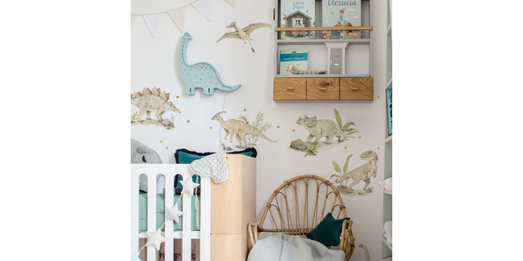 Autocollants Muraux Enfants Dinosaures - 2 Feuilles 30x90cm - Stickers Amovibles Et Repositionnables - Décoration Chambre Enfant, Salle De Jeux - Stégosaure Et Palmiers